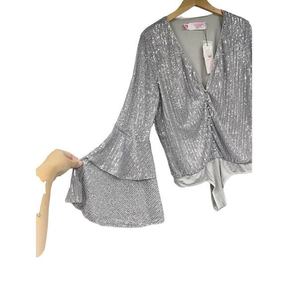 Southern Fried Chics Boutique Silver Sequin Belle Sleeve Bodysuit Womens Medium - Picture 2 of 7